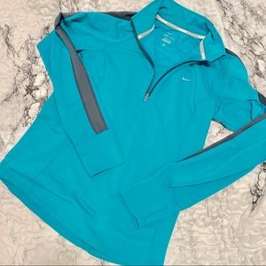 Nike dry fit long sleeve quarter zip